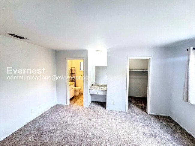 Building Photo - 6812 Folsom Oaks Ct