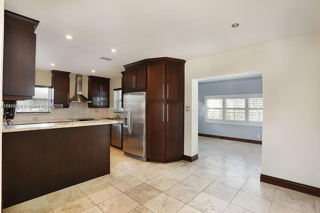 Building Photo - 1545 Baracoa Ave