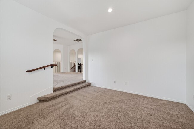 Building Photo - 22115 Oakcreek Hollow Ln