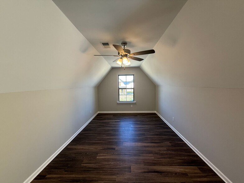 Building Photo - New Build in Oakland, TN! HALF OFF FIRST MONTH RENT!