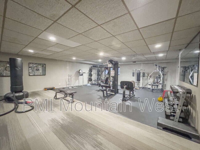 Building Photo - 171 E 3rd Ave