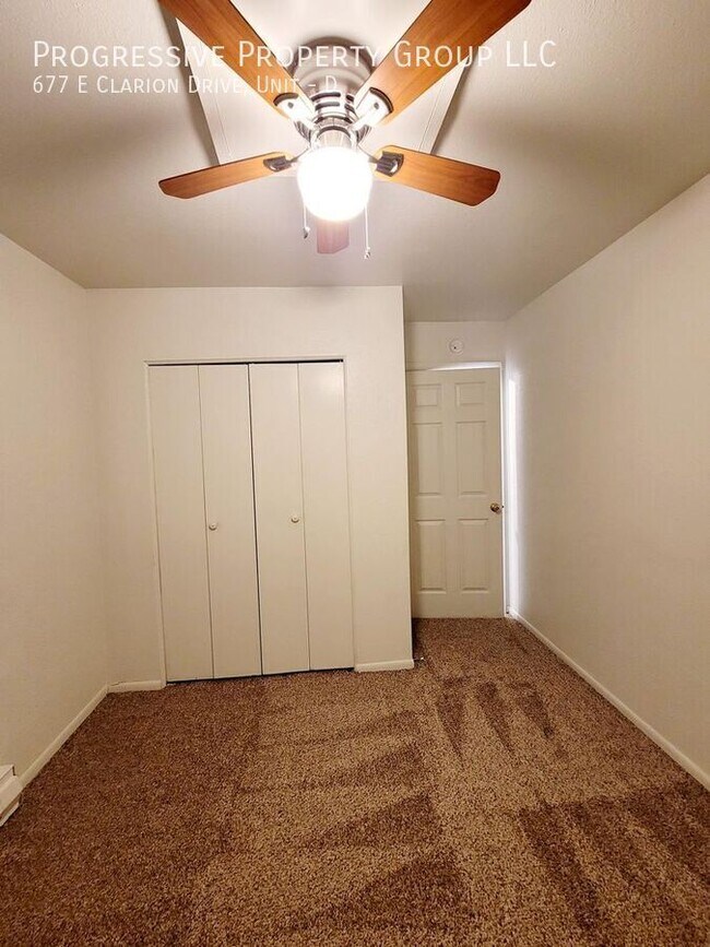 Building Photo - 677 E Clarion Dr