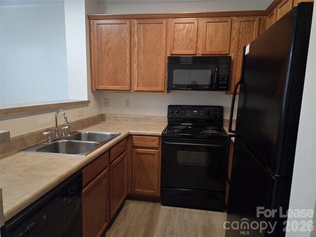 Building Photo - 109 Chawton Ln
