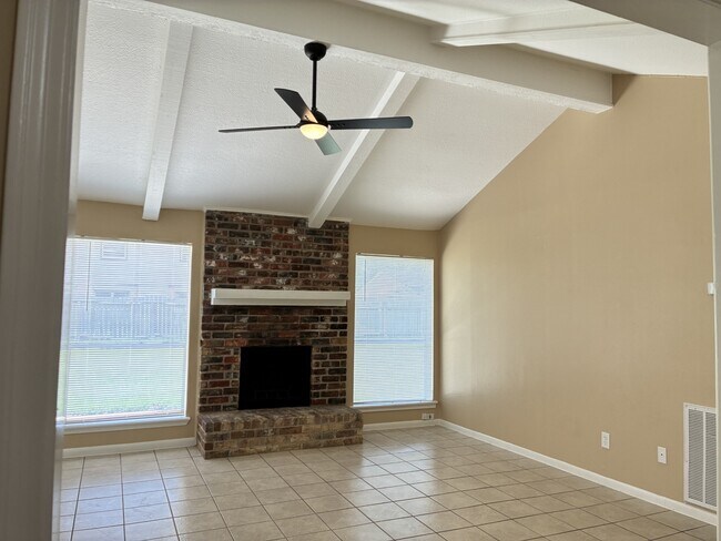 Building Photo - 10314 Autumn Harvest Dr
