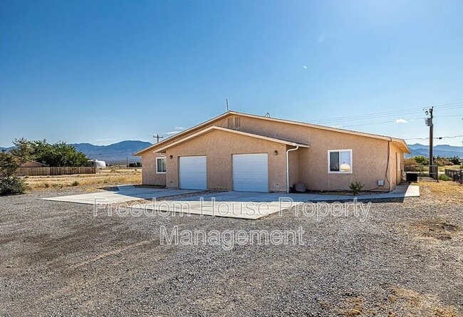 Building Photo - 1821 Pershing Ave