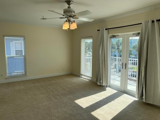 Building Photo - 118 Spires Ln