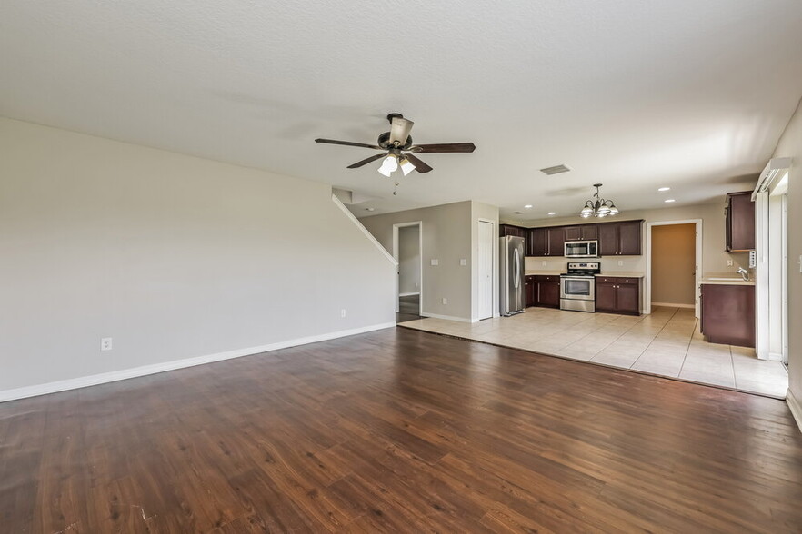 Building Photo - 5123 Cello Wood Ln