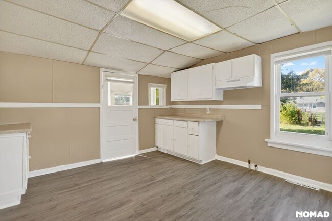 Building Photo - Charming 3BR House in Kankakee