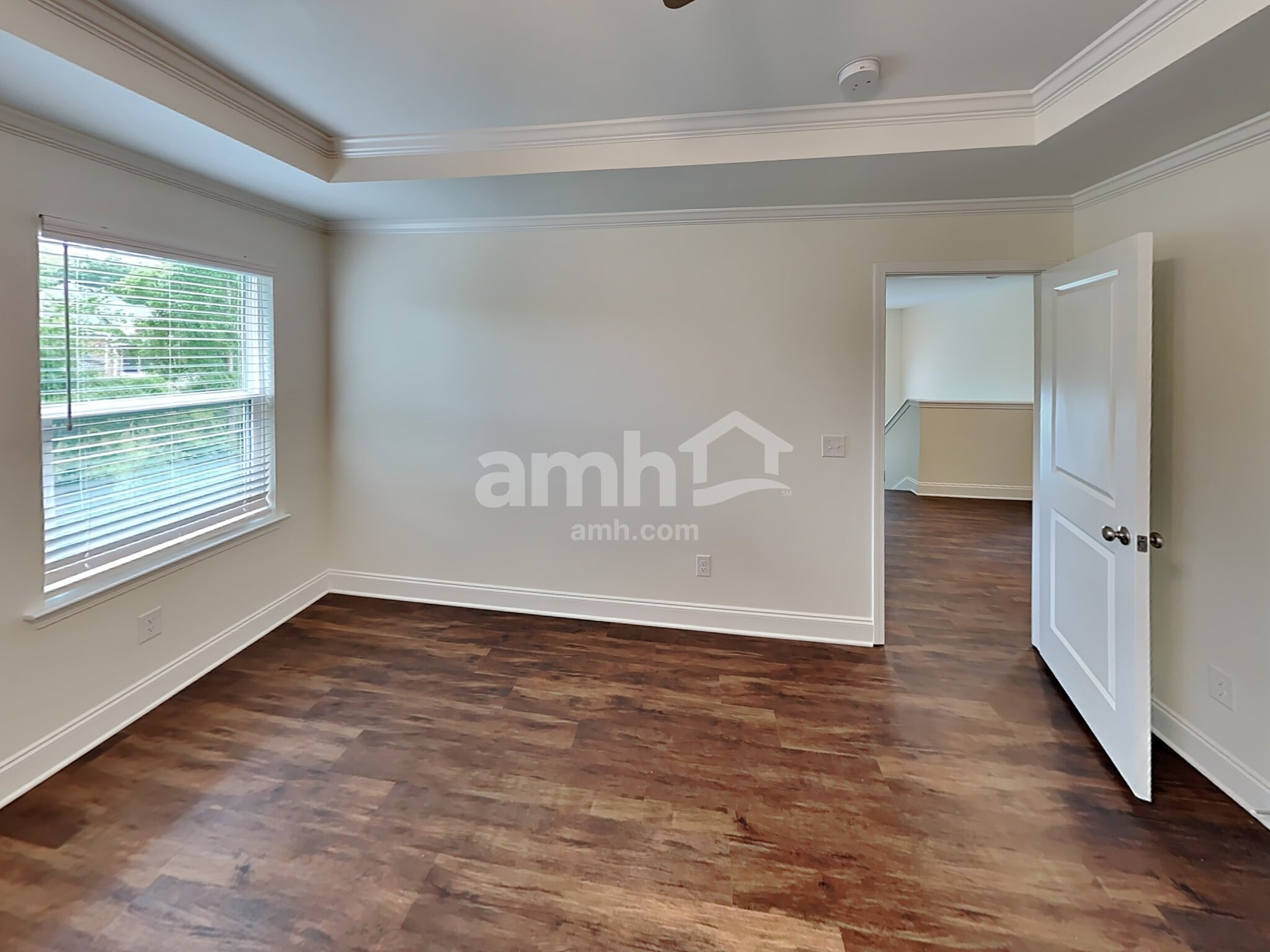 Building Photo - 5944 Hagar Vly Dr