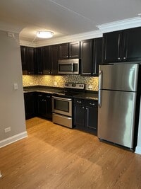 Building Photo - 5125 Blodgett
