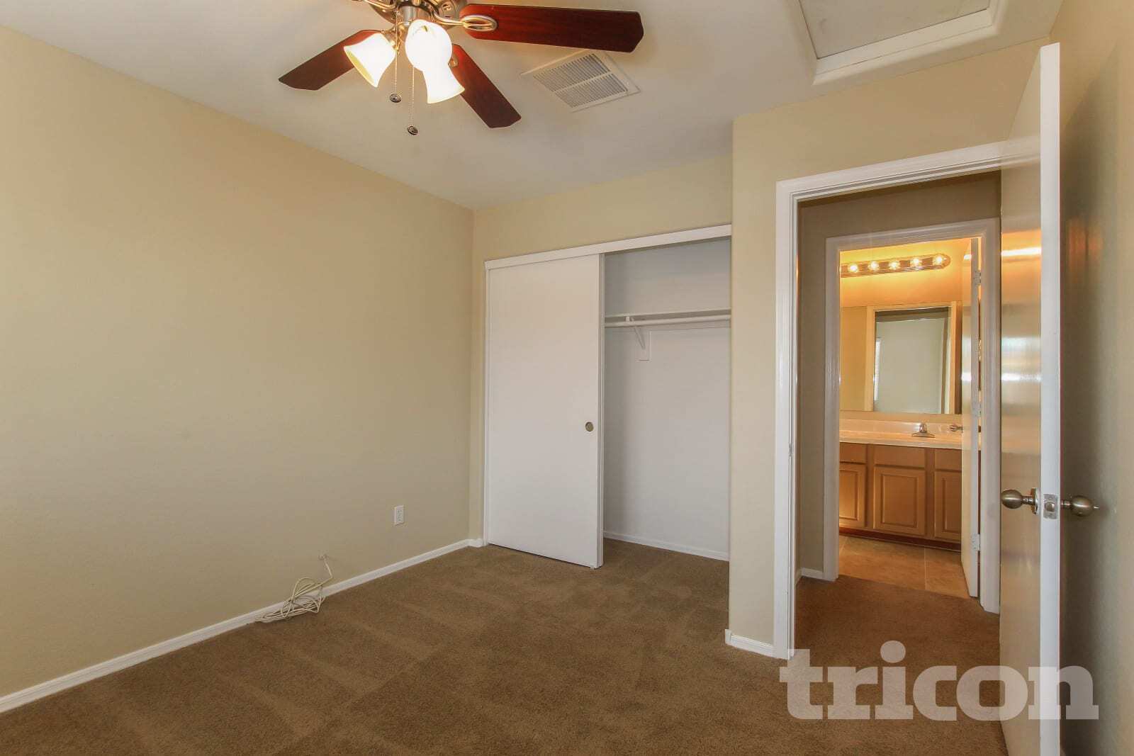 Building Photo - 9343 W Payson Rd