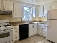 Building Photo - 17 Hatfield Rd