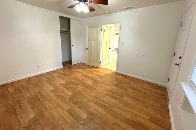 Building Photo - Great house in prime location now available, wont last long!