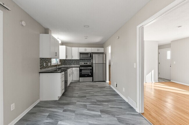 Building Photo - Beautifully Renovated 4-Bedroom Home