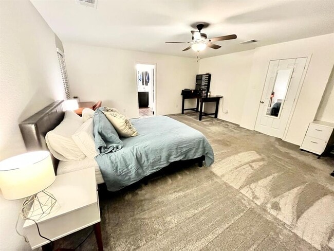 Building Photo - 14205 Silver Lace Ln