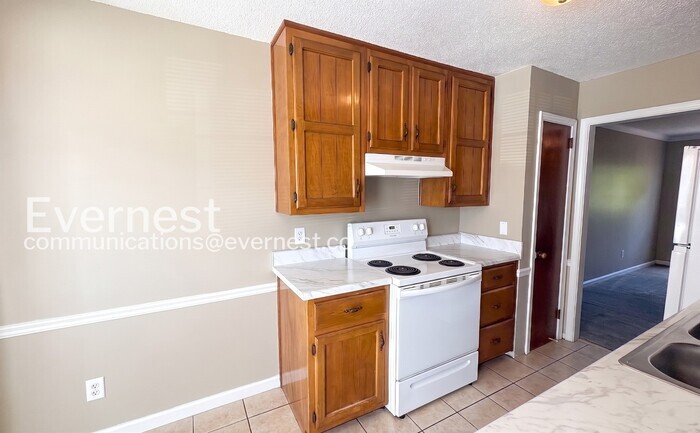 Building Photo - 387 Jamestown Manor Dr