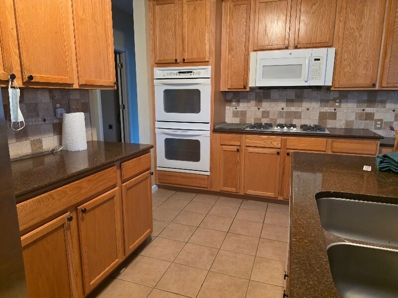 Building Photo - 2816 Almond St