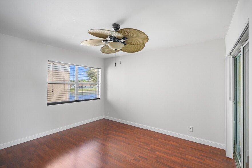 Building Photo - 7640 Westwood Dr