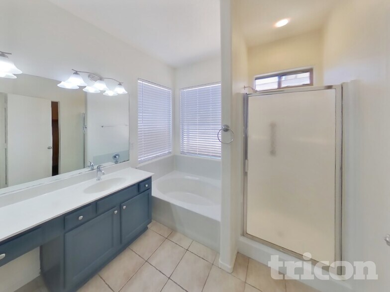 Building Photo - 2836 S 66th Ave