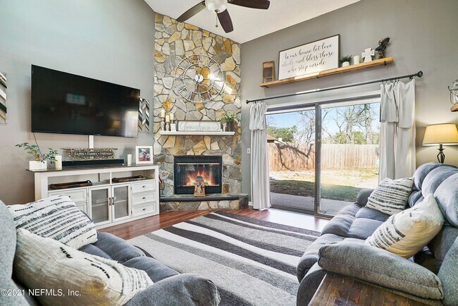 Building Photo - 8434 Allwine Ct