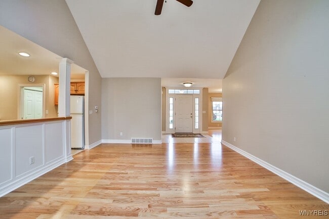 Building Photo - 480 Whitehaven Rd