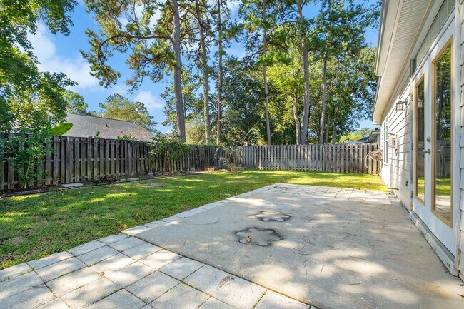 Building Photo - NE Tallahassee Home in the Villages at Maclay