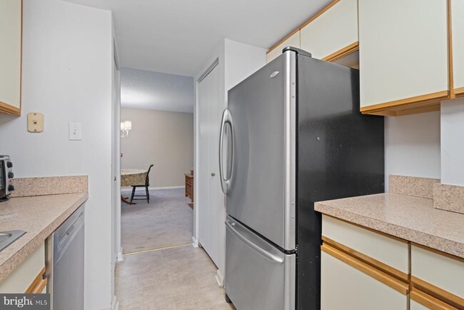 Building Photo - 1040 Deer Ridge Dr