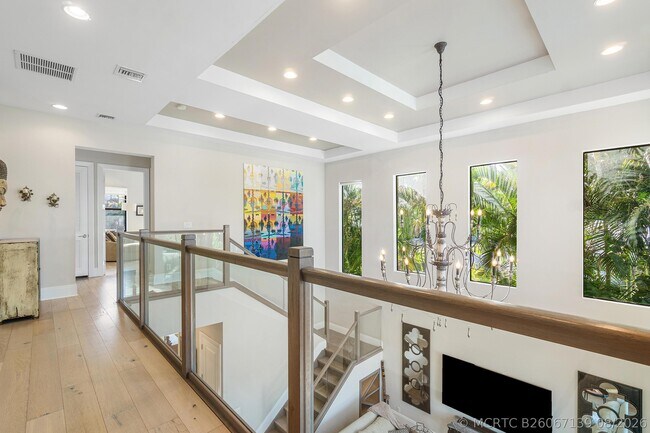 Building Photo - 351 E Boca Raton Rd