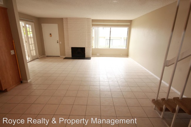Building Photo - 3 br, 2.5 bath House - 7988 Playmor Terrace