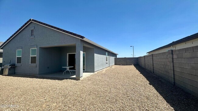 Building Photo - 24562 W Raymond St