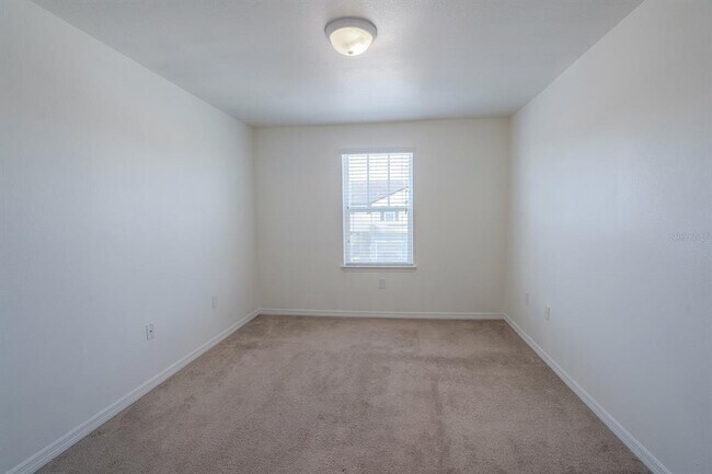 Building Photo - 9136 Hillcroft Dr