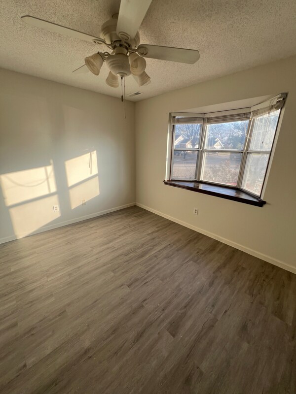 Building Photo - 5946 Crossfield Dr