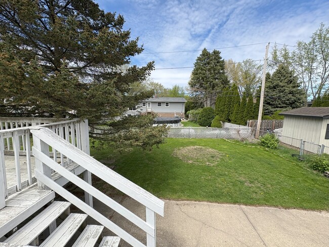 Building Photo - 18 Marquette Pl