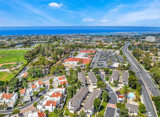 Building Photo - Exclusive Corona Del Mar Condo