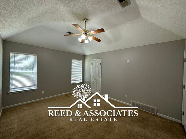 Building Photo - Cordova Home Located off of Houston Levee!