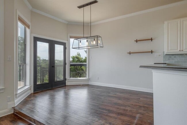 Building Photo - 9215 Spicebrush Dr