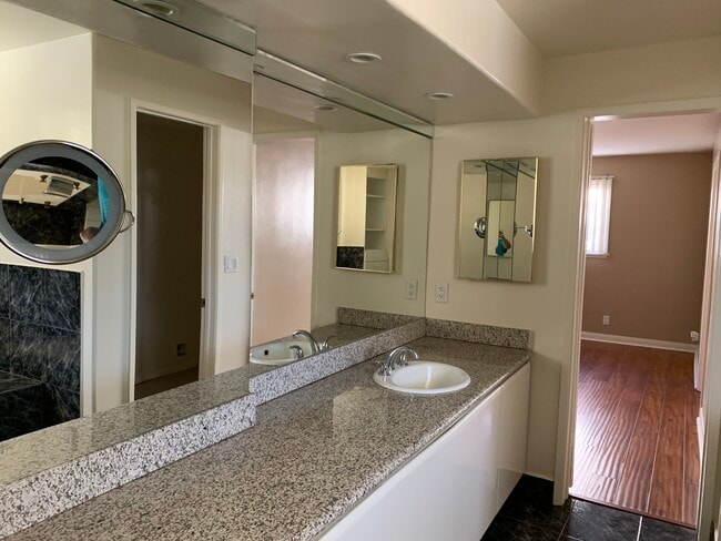 Building Photo - 7711 Sausalito Ave