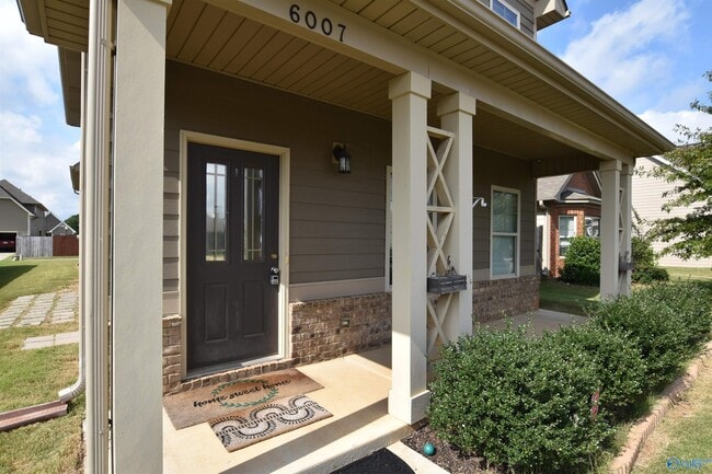 Building Photo - 6007 Stonewater Ct