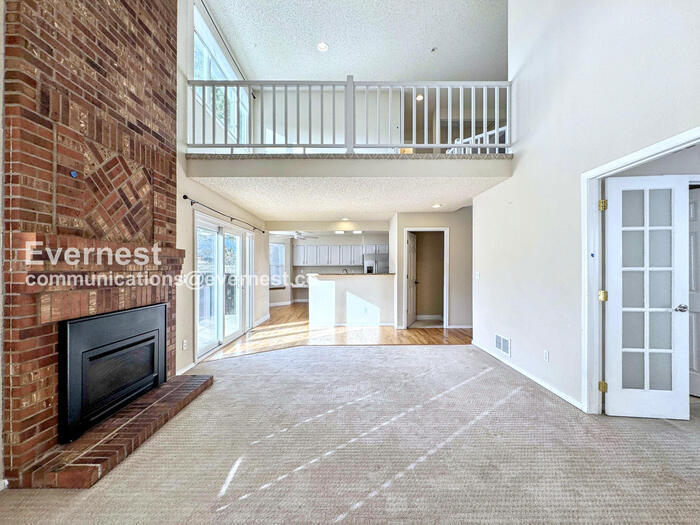 Building Photo - 18618 E Grand Cir