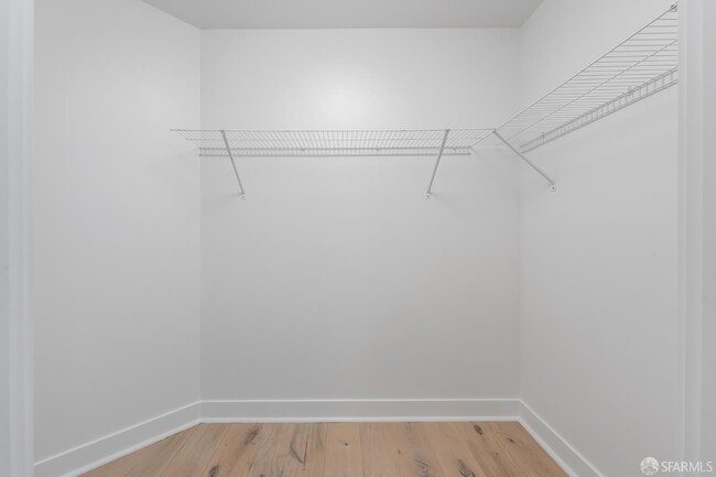 Building Photo - 201 Folsom St