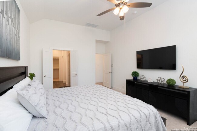 Building Photo - 12231 Old Gage Rnch