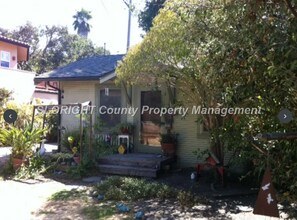 Building Photo - AVAILABLE APRIL- Charming 1 Bedroom/ 1 Bath