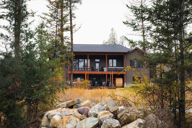 Building Photo - 323 Deer Creek Rd