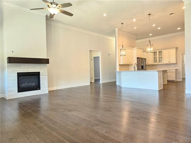 Building Photo - 3748 Heirloom Loop Ct NE