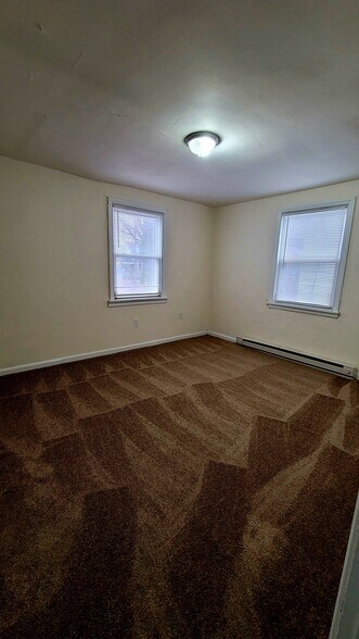 Building Photo - 3501 Meadowbridge Rd