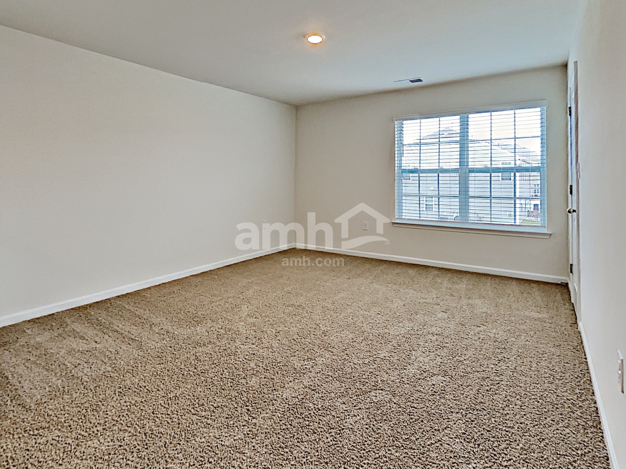 Building Photo - 1299 Kent Downs Ave SW