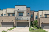 Building Photo - 1062 Maverick Dr