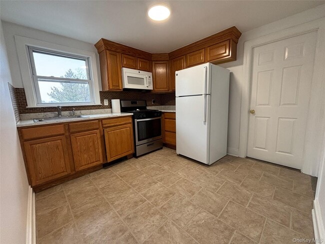 Building Photo - 40 Alto Ave