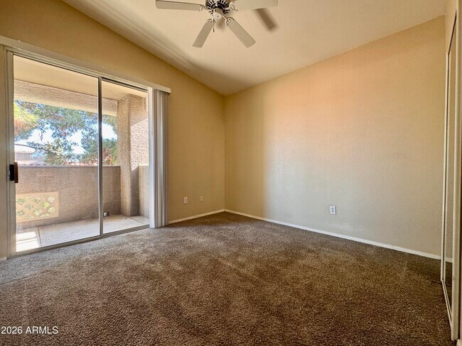 Building Photo - 2929 W Yorkshire Dr