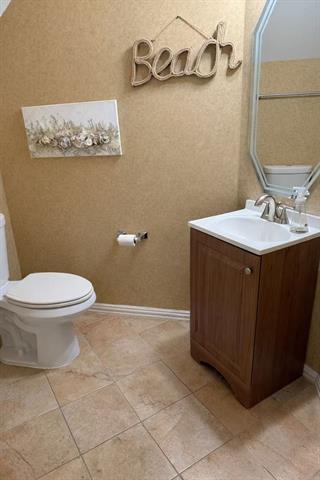 Building Photo - 4640 Wales Dr